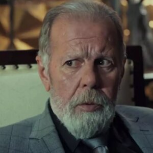 bir zamanlarin yildiz ismi mahmut gokgoz bakimevinde ortaya cikti UnMDXJjp