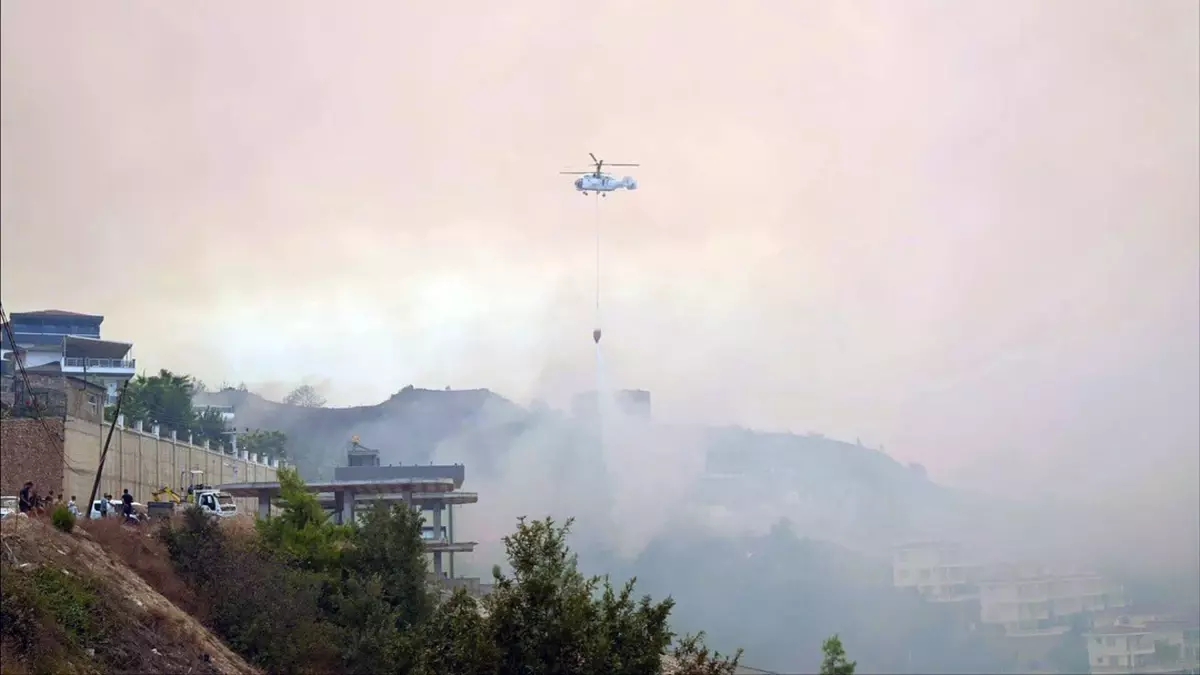 alanyada yanginla mucadele devam ediyor fUt8jqJc