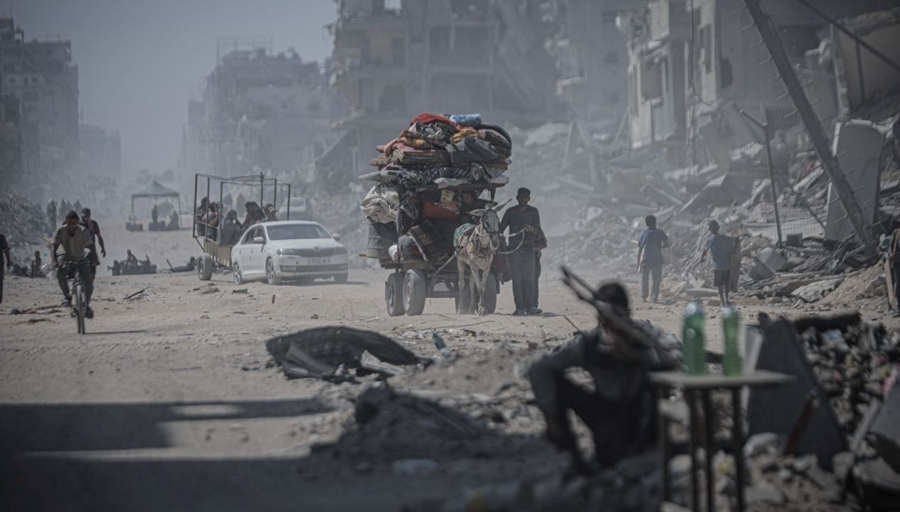 israil askerleri gazzede evini kontrol eden filistinliyi katletti fyx3RzAw.jpg