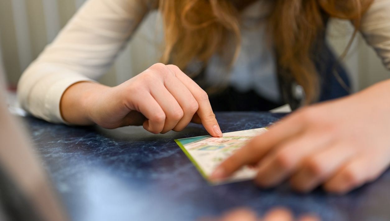 kazi kazan milyoneri olumden dondu paranin anlami kalmadi PWRQNbcQ