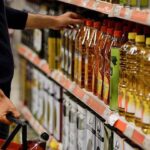 enflasyon-tahminlerindeki-artis-maas-ve-ucretlere-yapilan-zamlari-tartismali-hale-getirdi-ek-zam-sart-WeYPIZpY