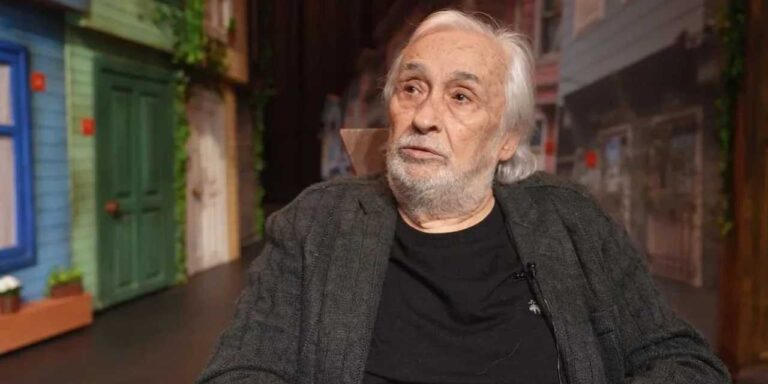 mujdat-gezen-duyurdu-arena-muzikali-geliyor-p8qYBFRT